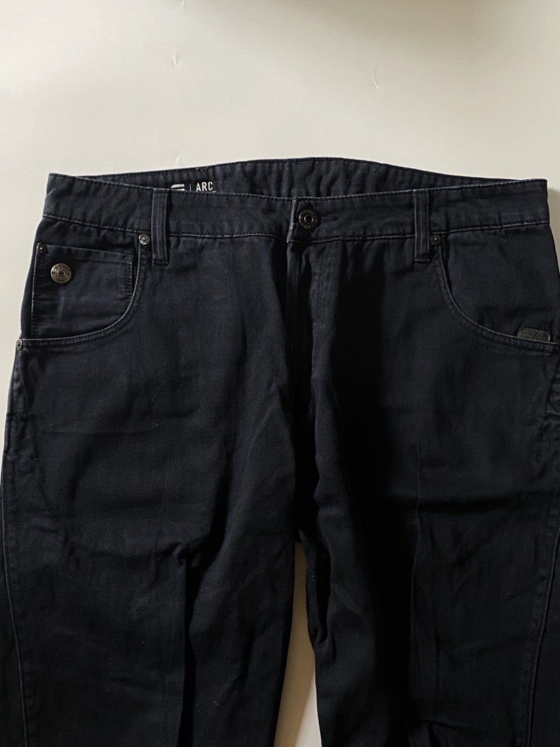 G-star Denim Biker Jeans (Category: Jeans) located in Manila. Submitted by finofindthisart (Listing ID 1462355331, Image 3). Description: Length 40 Waist 32 Hem 6.5 Measured it by inches P750 Issue: N/A This is a pre-loved/thrifted items and may show minor signs of issue due to its vintage nature. Kindly manage expectations. No refunds or exchanges will be accepted. 📍Pasay City DM for inquiries..