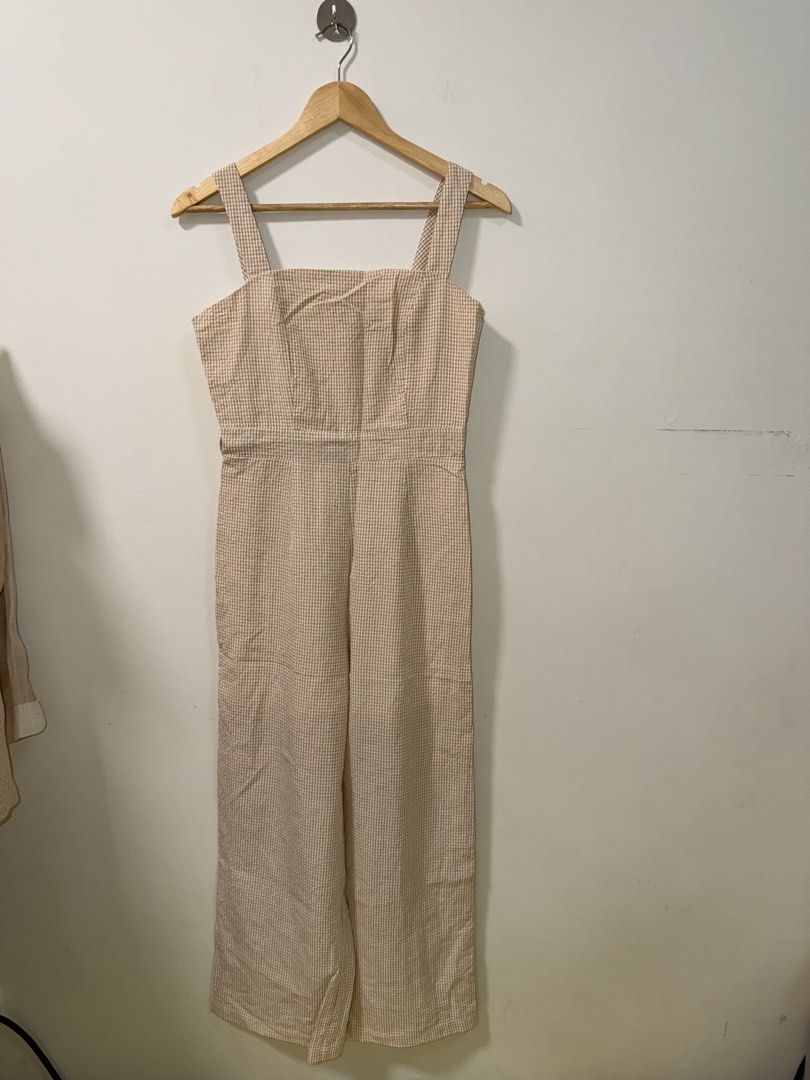 GTW Urban Gingham Square Neck Jumpsuit Size M (Category: Jumpsuits) located in Makati City. Submitted by andzr. (Listing ID 1462392541, Image 1). Description: - Cute gingham jumpsuit from GTW Urban - Features a square neckline and wide straps - Fitted waist with wide leg pants - Versatile for casual outings, easy to style up or down - Please check photos for detailed condition.
