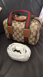 （分類：）位於 。 由 chanelslv 提交（商品編號 1462336053，圖片 1）。簡介： 。
