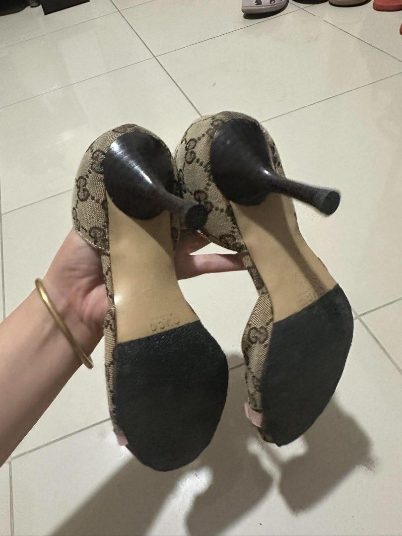 Gucci Heels (Category: Heels) located in Manila. Submitted by thriftfinds_dvo (Listing ID 1462413866, Image 3). Description: Gucci GG Canvas Hollywood Horsebit D’Orsay Peep Toe Heels SIZE 36 ON TAG LEGIT/AUTHENTIC PRICE:6,500 LOC:DAVAO CITY📍.