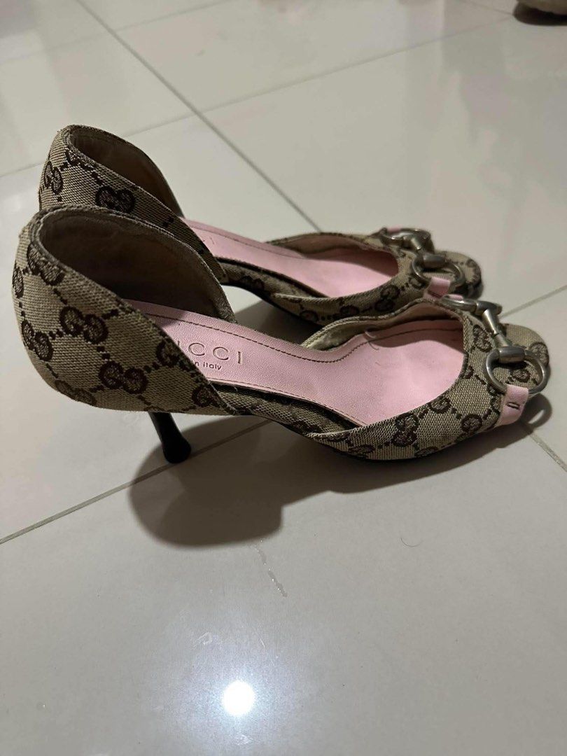 Gucci Heels (Category: Heels) located in Manila. Submitted by thriftfinds_dvo (Listing ID 1462413866, Image 2). Description: Gucci GG Canvas Hollywood Horsebit D’Orsay Peep Toe Heels SIZE 36 ON TAG LEGIT/AUTHENTIC PRICE:6,500 LOC:DAVAO CITY📍.