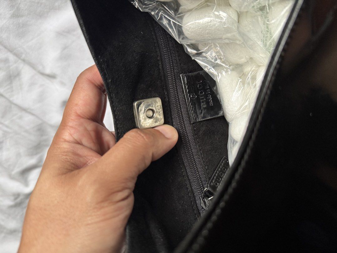 Gucci Jackie Tom Ford Era Rare (Category: Shoulder Bags) located in Manila. Submitted by thevintage90_sretro. (Listing ID 1462333185, Image 3). Description: gucci jackie tom ford era made in italy good condition legit 14,999 only dm for inquiries.