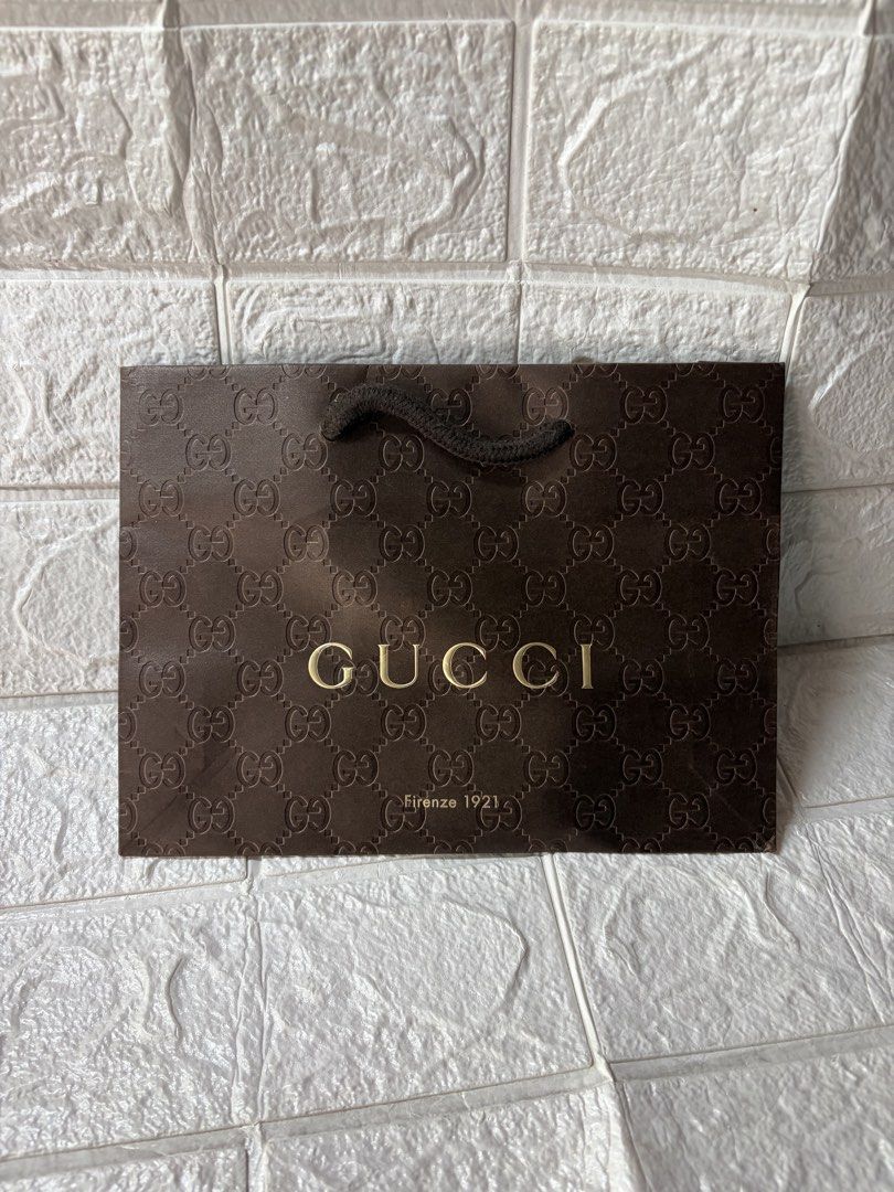 Gucci small paperbag (Category: Luxury Bags & Wallets) located in Manila. Submitted by thekidshop (Listing ID 1462377861, Image 1). Description: .