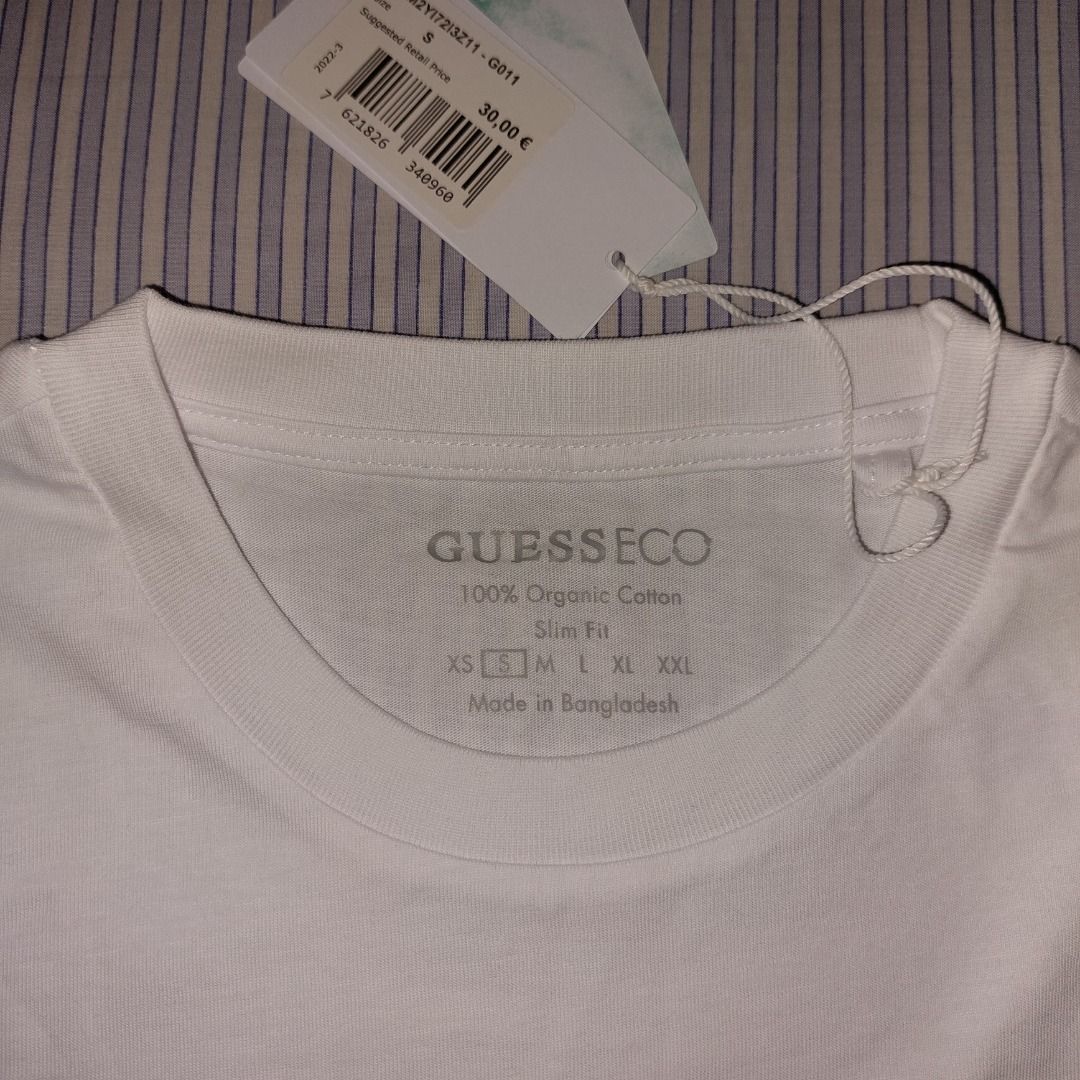 Guess Men's T-Shirt, White, Small (Category: Tshirts & Polo Shirts ) located in Antipolo. Submitted by cyknap2001 (Listing ID 1462271776, Image 3). Description: Guess Men's T-Shirt, White Size Small on tags, actual is 18.5"x26.5" 100% Cotton for natural comfort MOP - payment first sa gcash .