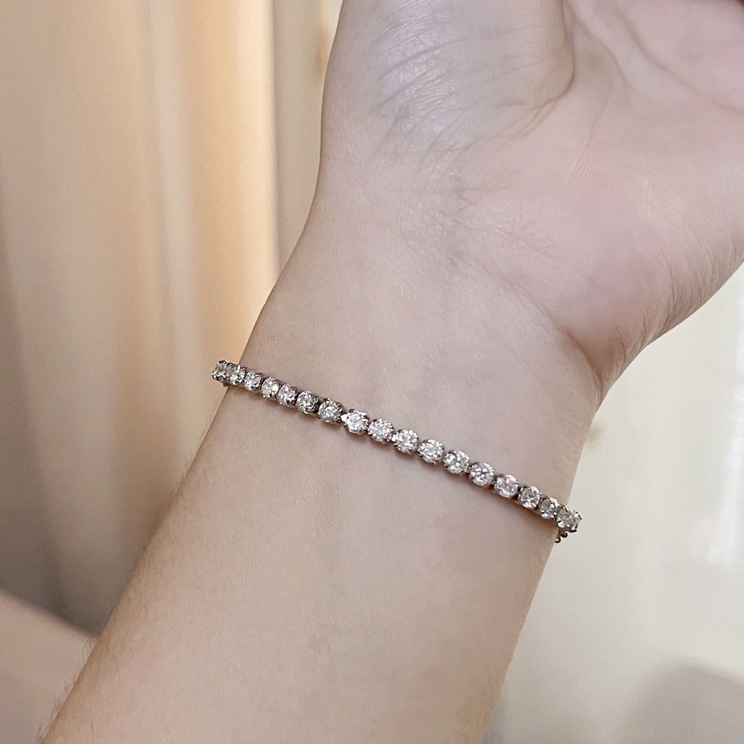 HALF TENNIS MOISSANITE BRACELET (Category: Bracelets) located in Talavera. Submitted by curatedbykhy (Listing ID 1462272499, Image 2). Description: ✨HALF TENNIS MOISSANITE BRACELET✨ ₱799 only! — Authentic Moissanite stone (no certificate but can pass tester) — Silver plated copper setting — Adjustable size (can fit 6”-8”) — Super sparkly in actual! 📍Talavera, Nueva Ecija 📦 J&T courier.