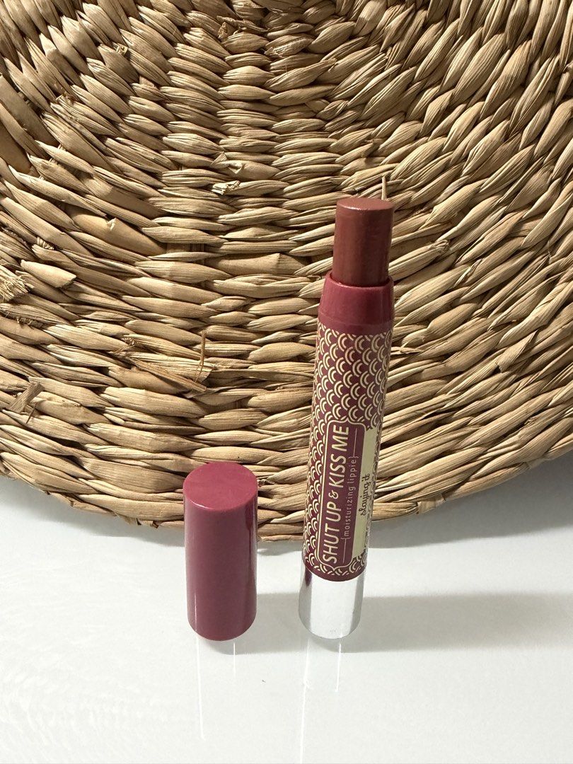 Happy Skin Lippie (Category: Makeup) located in Manila. Submitted by thebookclubz (Listing ID 1462382052, Image 1). Description: Slaying it .