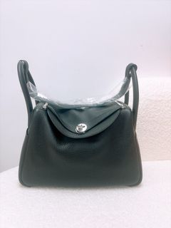 （分類：）位於 。 由 heras.luxury 提交（商品編號 1462291761，圖片 1）。簡介： 。