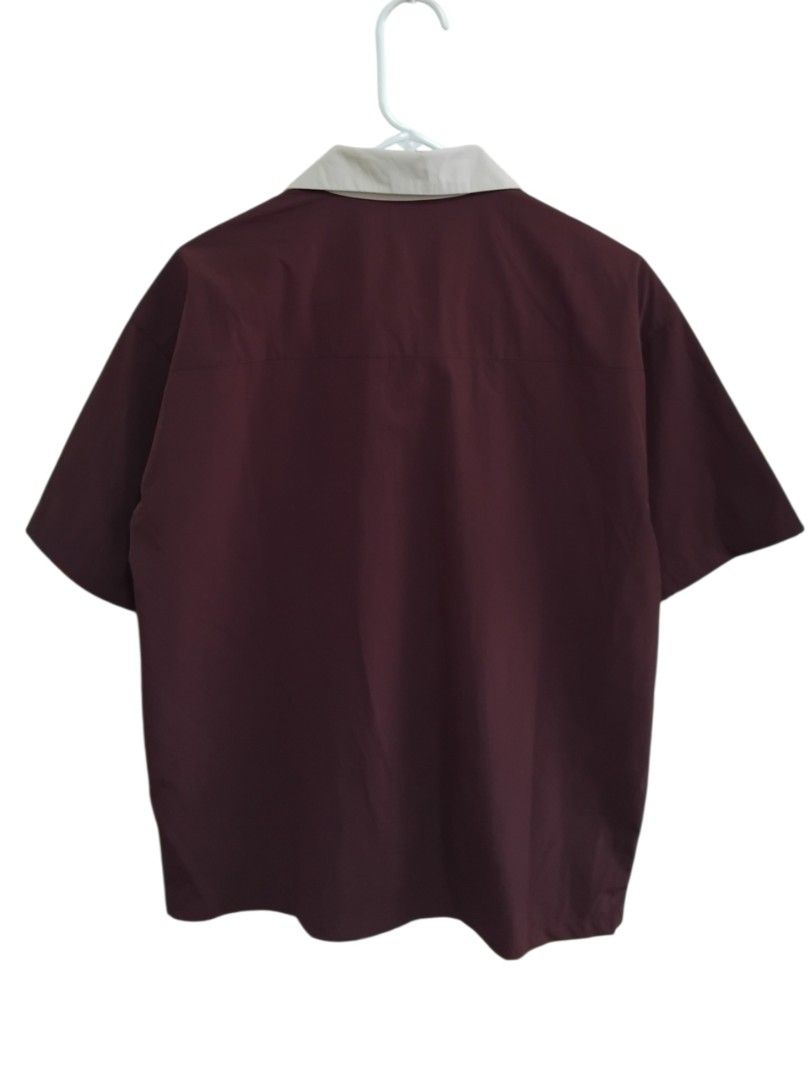 Hisso HK Open Collar Bowling Shirt (Category: Shirts) located in Pasig City. Submitted by hustlexcurate (Listing ID 1462412320, Image 2). Description: Hisso HK Open Collar Bowling Shirt Size S on tag fits MEDIUM Dimensions: 22X28.