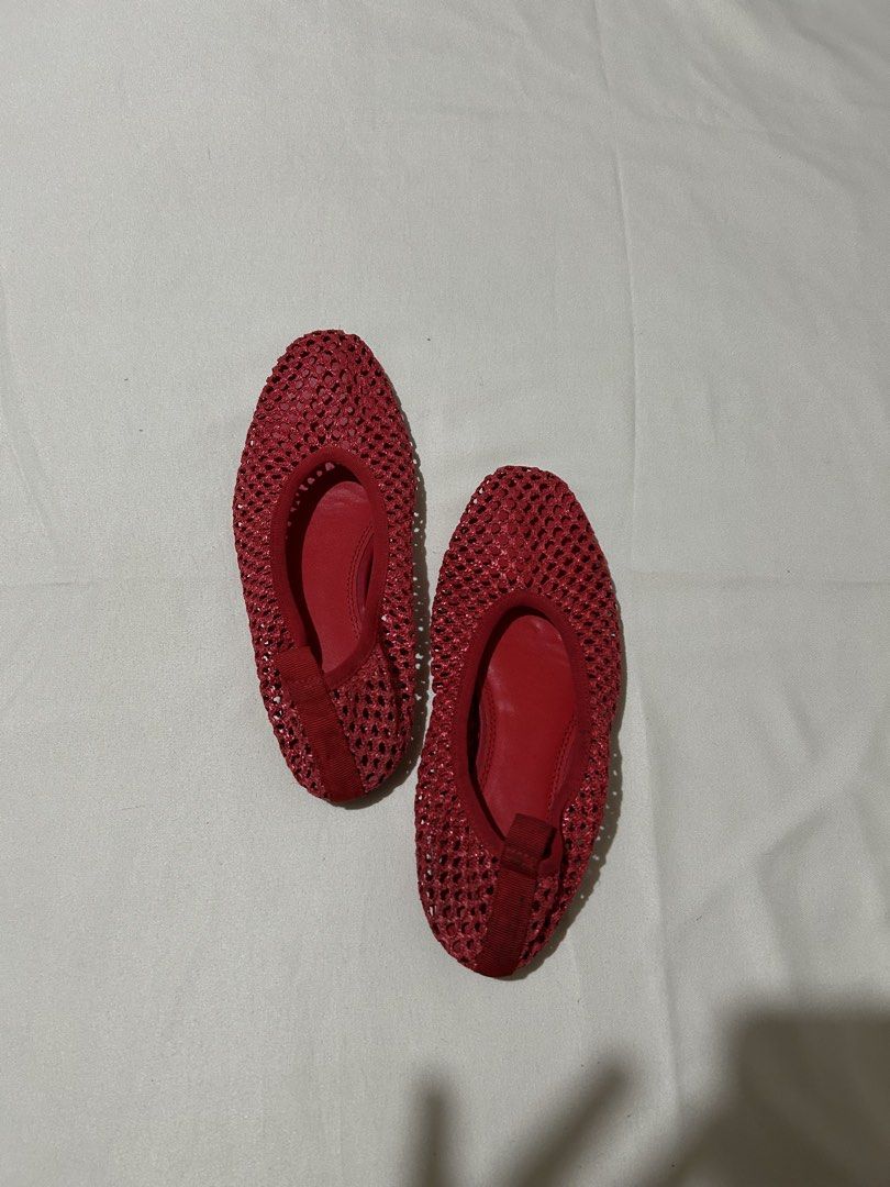 h&m braided ballet pumps | bright red (Category: Flats & Sandals) located in Pagadian. Submitted by yowna_declutters (Listing ID 1462411629, Image 1). Description: — loc: pagadian city payment first.