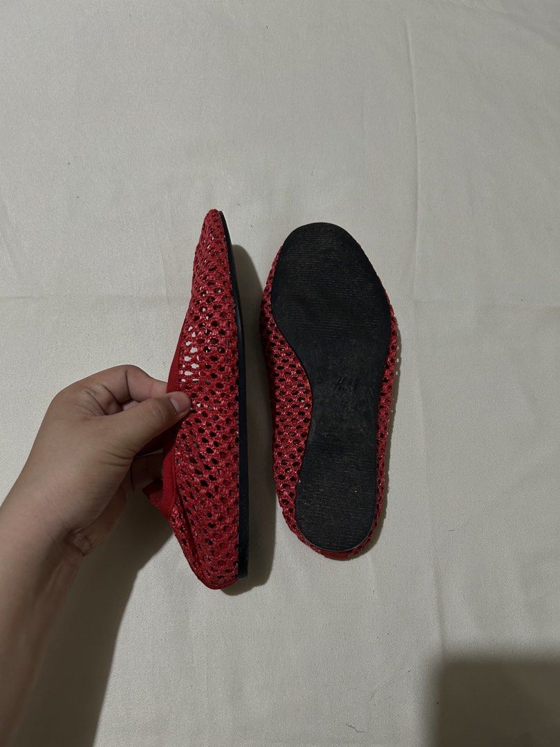 h&m braided ballet pumps | bright red (Category: Flats & Sandals) located in Pagadian. Submitted by yowna_declutters (Listing ID 1462411629, Image 3). Description: — loc: pagadian city payment first.