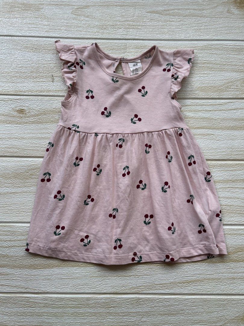 H&M cherry dress (Category: Babies & Kids Fashion) located in Cebu City. Submitted by yjainani (Listing ID 1462352147, Image 1). Description: featuring an all-over cherry print and sweet flutter sleeves.