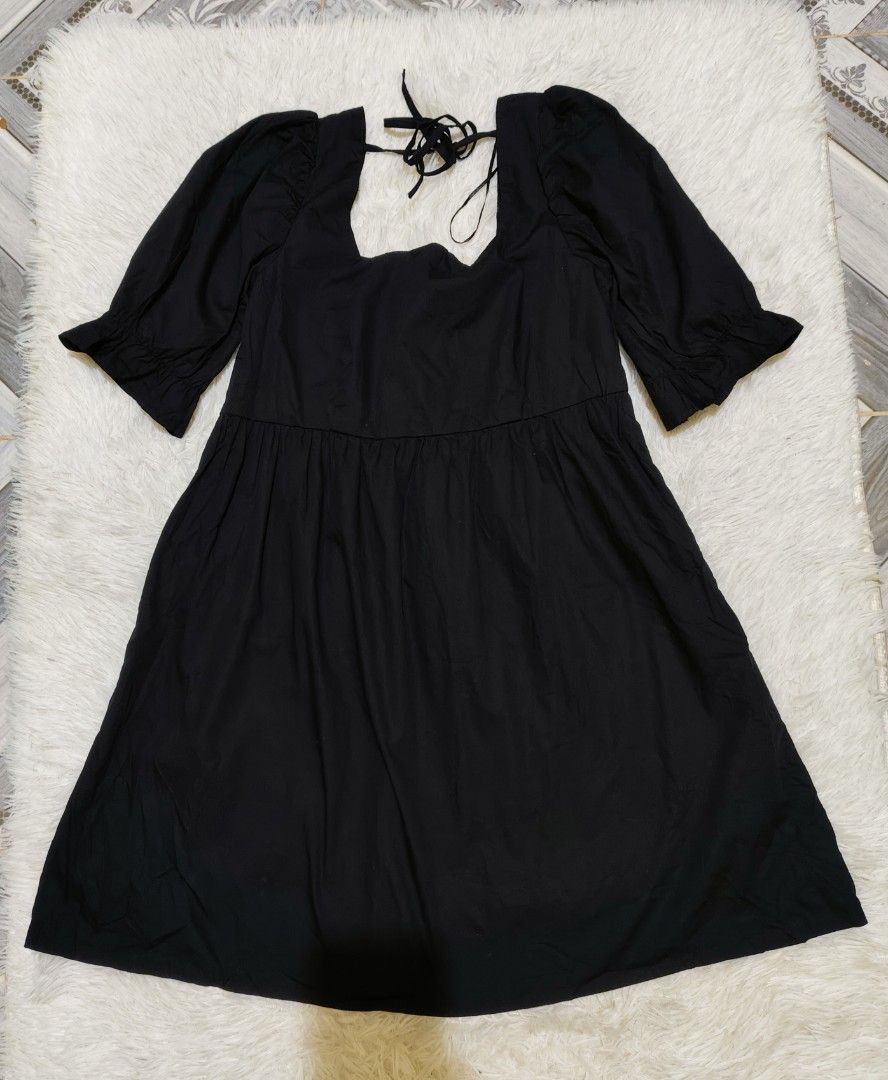 H&M Puff Mini Dress (Category: Dresses) located in Angeles City. Submitted by miss_independent01 (Listing ID 1462335642, Image 2). Description: H&M Puff Mini Dress Color: Black Width: 17 (small-medium) Waist: 16 Length: 33.5 MOP: Gcash ✅ Mine Now, Pay Now ✅ First to Pay, Gets the Item 📍 PAMPANGA Courier: JnT 🚚🚚 PM 💌💌.