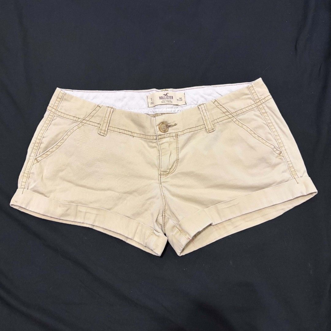 Hollister beige Shorts (Category: Shorts) located in Manila. Submitted by twoninehundred (Listing ID 1462292152, Image 1). Description: - Brand: Hollister - Type: Khaki Shorts - Size: 25 waist - Features: Stretchy fabric for comfort, rolled hem detail DM FOR DETAILS MEET UP DLSU LALAMOVE OR J&T.