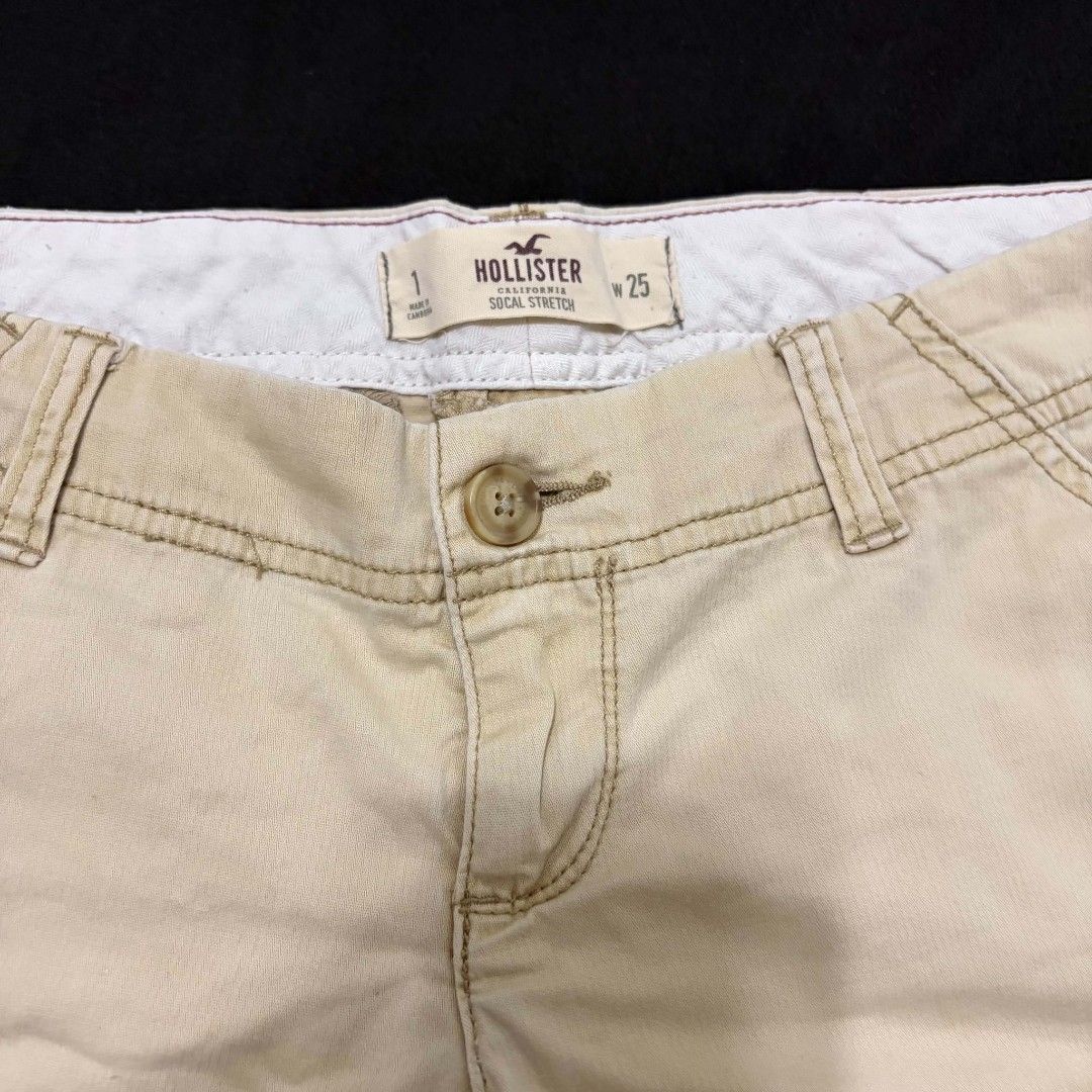 Hollister beige Shorts (Category: Shorts) located in Manila. Submitted by twoninehundred (Listing ID 1462292152, Image 2). Description: - Brand: Hollister - Type: Khaki Shorts - Size: 25 waist - Features: Stretchy fabric for comfort, rolled hem detail DM FOR DETAILS MEET UP DLSU LALAMOVE OR J&T.