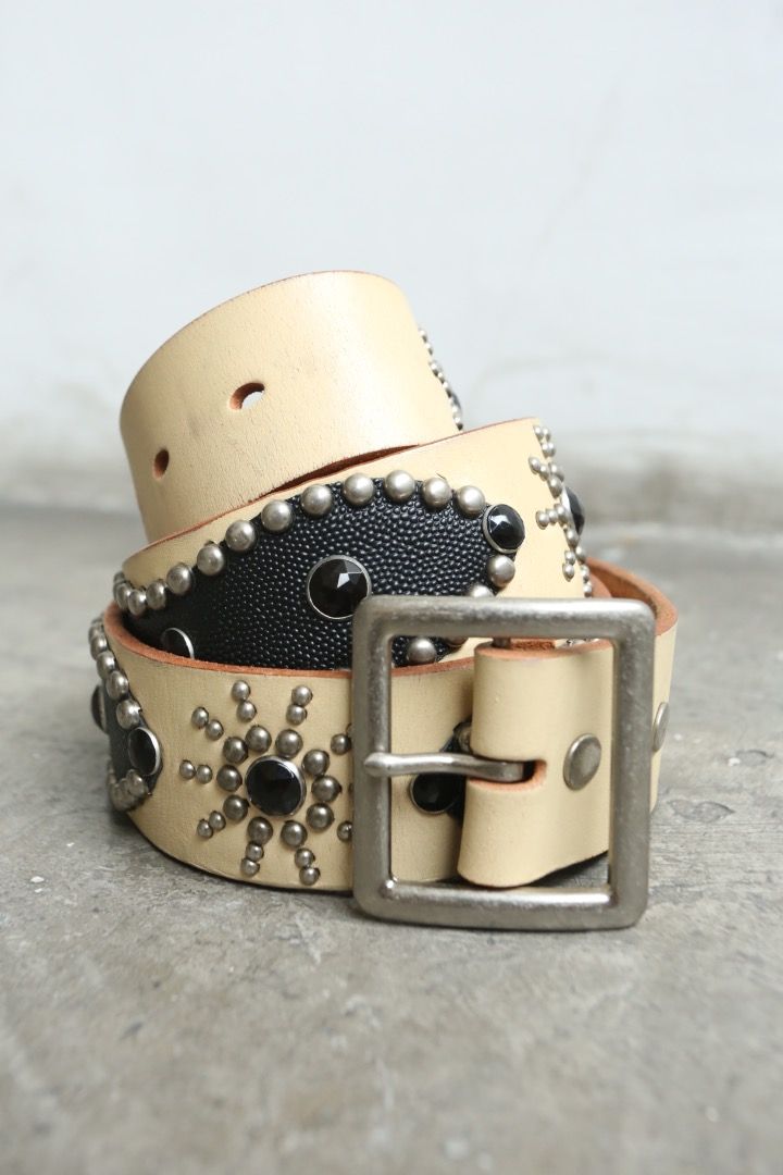 Hollywood Trading Co. - Stingray Peanut Belt (Category: Belts) located in Manila. Submitted by graymatter_ (Listing ID 1462363120, Image 1). Description: Hollywood Trading Co. - Stingray Peanut Belt Tagged Size: 32 Condition: 9/10 Flaws: Marks & Scuffs on Leather Material: Leather Dimensions Length: 100cm Width: 4cm.