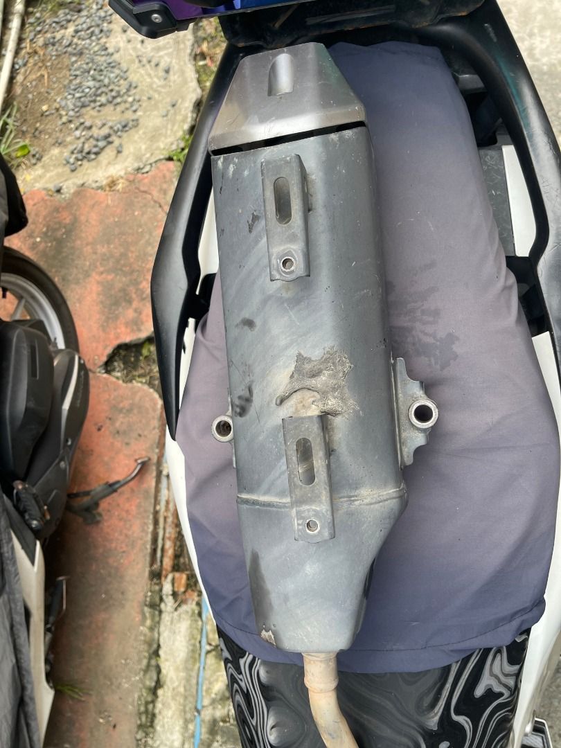 HONDA CLICK STOCK PIPE (Category: Body Parts and Accessories) located in Manila. Submitted by ako.si.lemmor (Listing ID 1462319967, Image 3). Description: .