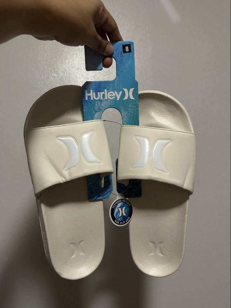 Hurley White Slides Size 8 (Category: Slippers and slides) located in Caloocan City. Submitted by janine2006 (Listing ID 1462294723, Image 1). Description: - Brand new Hurley slides - Size 8 - Textured outsole for enhanced grip - Original MSRP: $35.00 - Great deal available! - bought it sa US RFS: hindi kasya .