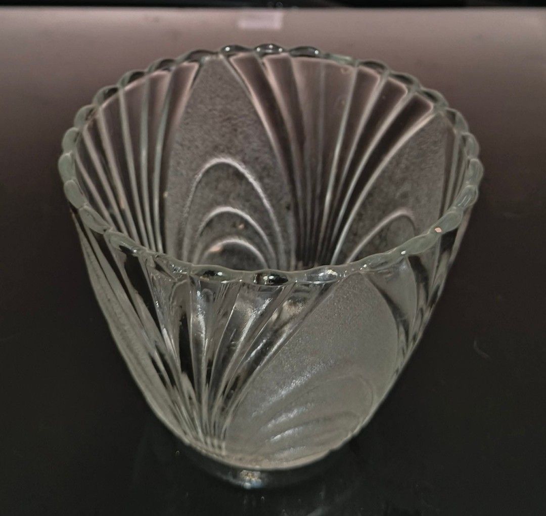 Ice Bucket/Vase (Category: Pitchers & Dispensers) located in Cainta. Submitted by mitchiemochi (Listing ID 1462438455, Image 2). Description: .