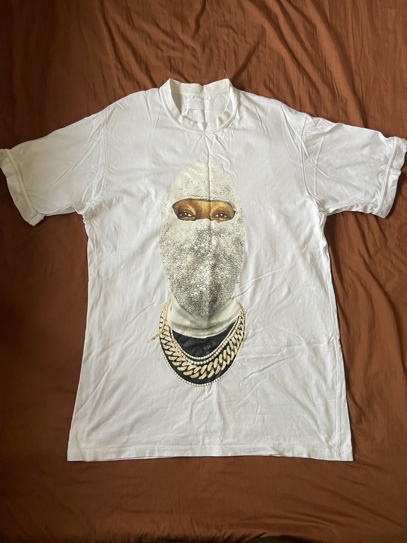 IH NOM UH NIT 'MASK-OFF' SHIRT (Category: Tshirts & Polo Shirts ) located in Manila. Submitted by ako.si.lemmor (Listing ID 1462304587, Image 2). Description: This item is off/legit since thrifted, manage your expectation. Dimes: 20X28.5 (L-XL) Color rate: 9/10 Issue: Fade neck tag Ship at your own cost or pickup Mandaluyong..