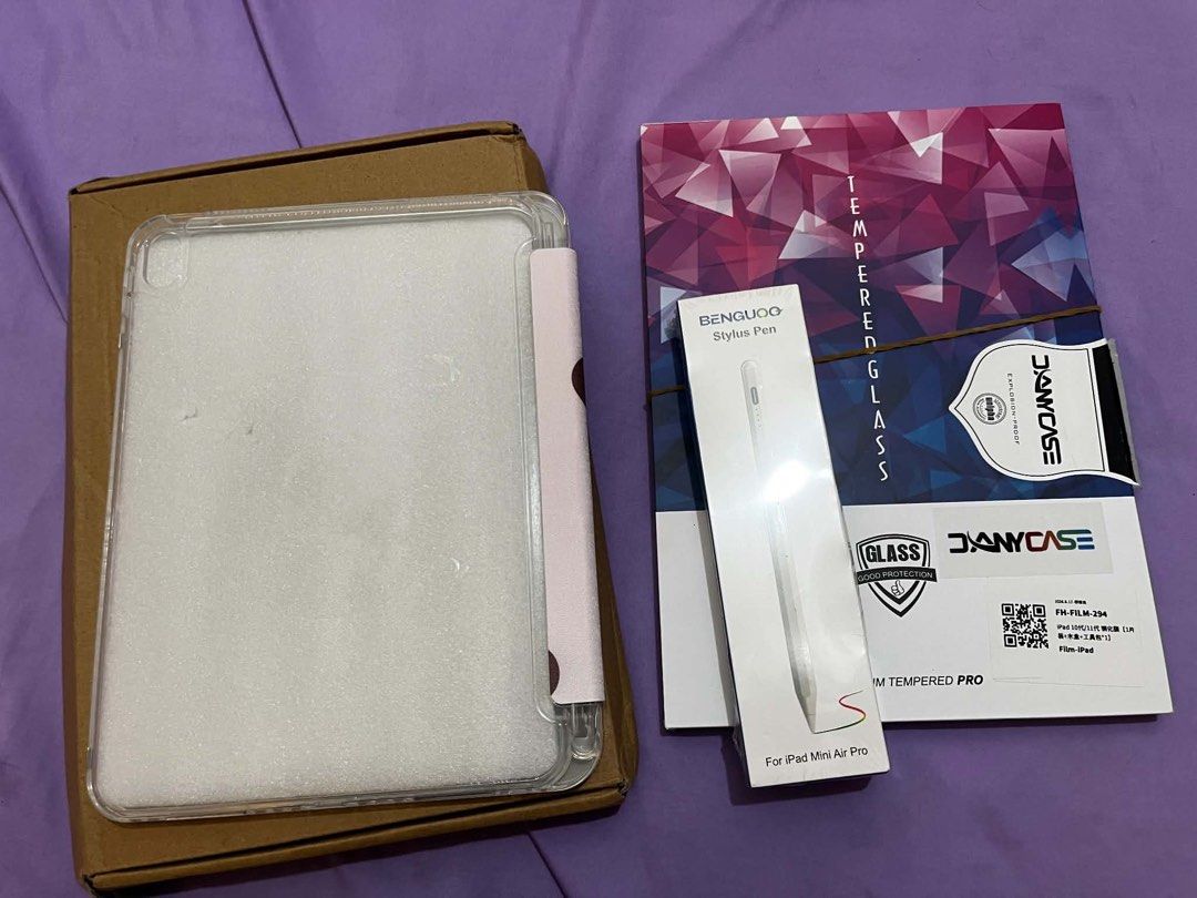 Ipad A16 (Category: iPad) located in General Trias. Submitted by swphynie (Listing ID 1462378425, Image 2). Description: polka dots case-₱270 (never nabuksan)pencil-₱220 tempered glass-₱110 All-₱550 note: nabuksan lang para icheck pero hindi nagamit 💰mop: gcash/bank transfer 🚚mod: lalamove (buyer will shoulder df/sf) 📍Location: Cavite .