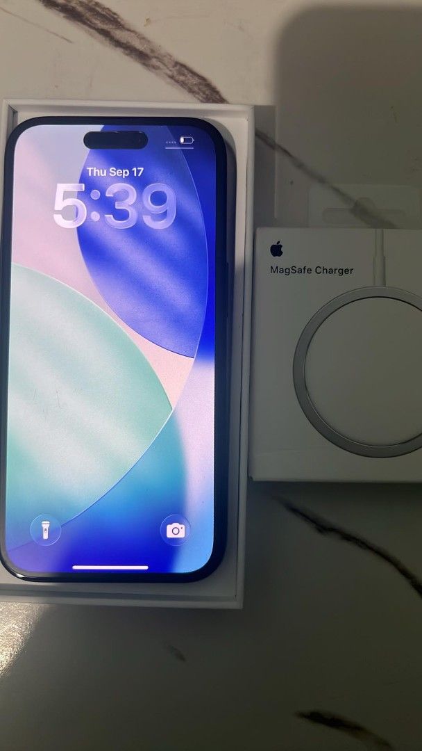 Iphone 16 (Category: iPhone X Series) located in Manila. Submitted by mikeee03 (Listing ID 1462421636, Image 3). Description: iPhone 16 128GB BNEW Activated | 100% Battery Health Condition: BNEW / Activated Storage: 128GB Battery Health: 100% Cycle Count: 0 First Use: September 2026 Manufacture Date: March 2026 📦 Inclusions: iPhone 16 Original box USB-C cable MagSafe Charger 📍 Location: Antipolo 💰 ₱49,000 — negotiable for sure buyer Testing al