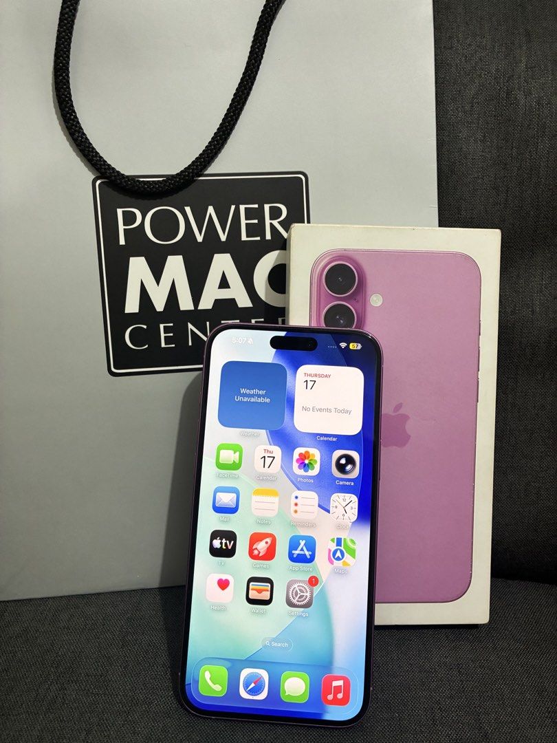 iPhone 16 Plus 256gb (Category: iPhone 16 Series) located in San Carlos. Submitted by marco1199 (Listing ID 1462349485, Image 2). Description: iPhone 16 Plus 256gb Factory Unlock NTC✅ 92% Battery Health 🔋 issue: Charging port Charging siya through wireless charger Open for COD/ COP 🏠…………🚚📦.