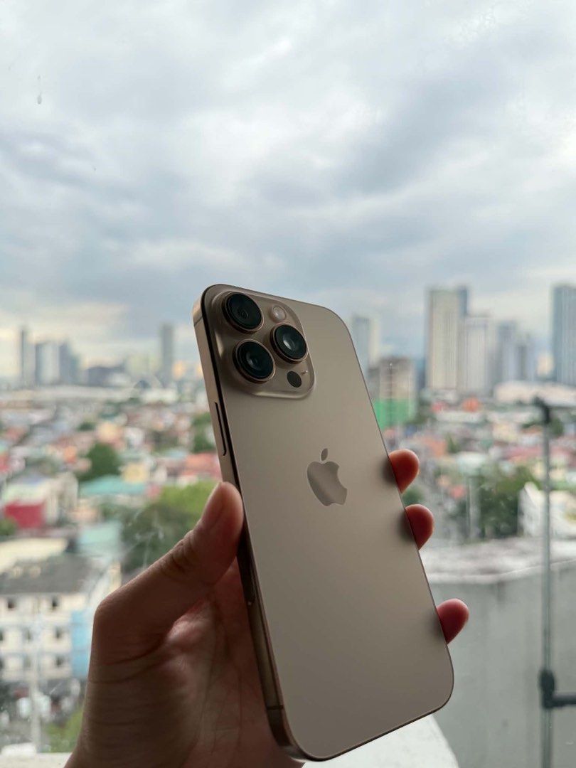 IPHONE 16 PRO (DESSERT TITANIUM) (Category: Others) located in Manila. Submitted by _itspiatos (Listing ID 1462403022, Image 1). Description: iPhone 16 Pro 256gb (Silver) ₱45,000 (Nego for sure buyer) !!! UNIT ONLY !!! Lady owned Battery Health %: 91 No history of repair CC: 381 Free: 5 Phone Cases Meet up only RFS: Upgrade LOC: PASIG CITY.