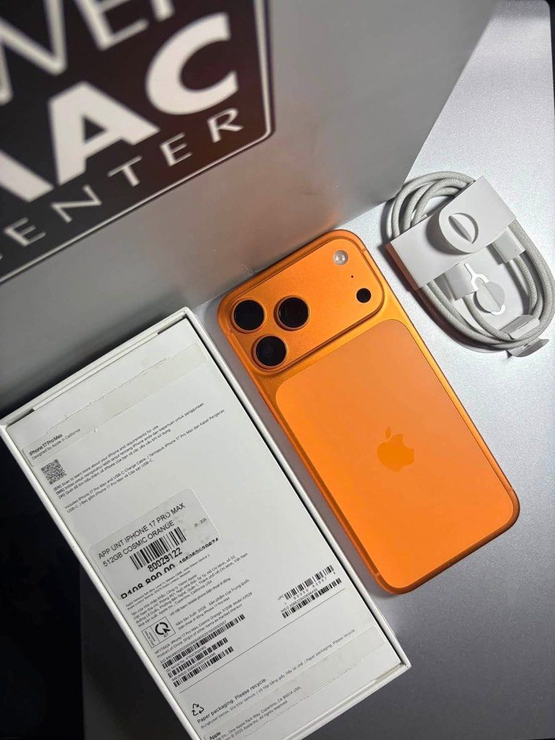 Iphone 17 Promax (Category: iPhone 17 Series) located in Manila. Submitted by iamjayvee (Listing ID 1462438810, Image 1). Description: 📱 FOR SALE‼️ iPhone 17 Pro Max – Cosmic Orange ✨ 256GB | 100% Battery Health | 4 Cycle Counts 🗓️ Only 2 weeks old — Good as New! Selling my iPhone 17 Pro Max in Cosmic Orange, purchased directly from Power Mac Center. ✅ 100% Battery Health ✅ Only 4 Cycle Counts ✅ No issues / Fully working ✅ No scratches — super 