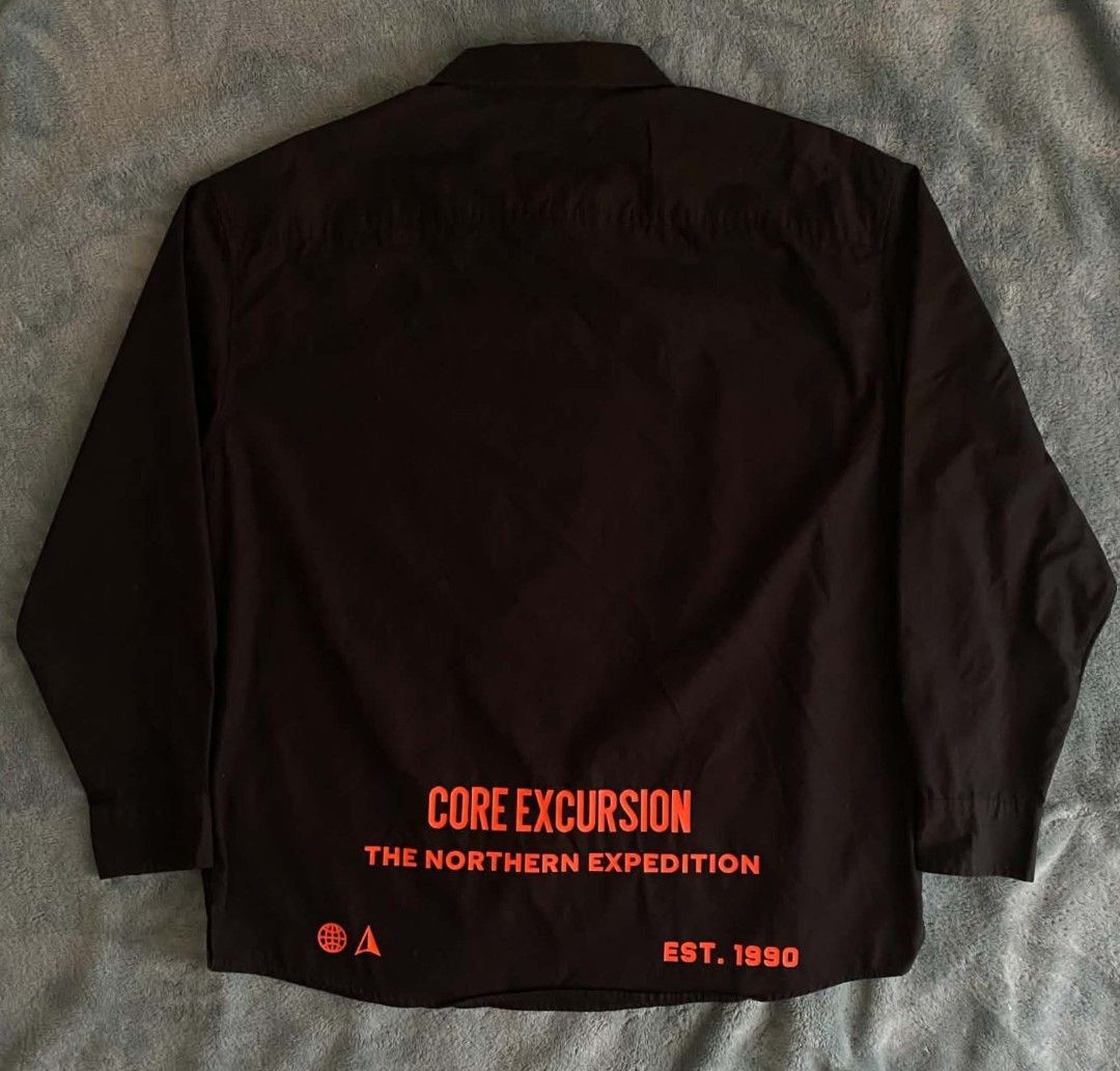 Jack&Jones Core Performance Wear🥶🥶 (Category: Formal Shirts) located in Subic. Submitted by hnrblethrift7 (Listing ID 1462280514, Image 2). Description: Jack&Jones "Core Excursion The Northern Expedition" No issue Size small on tag kasya hangang large/xl 👌👌 W26L28.5.
