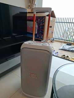 (Category: ) located in . Submitted by hifihifi (Listing ID 1462349629, Image 1). Description: .