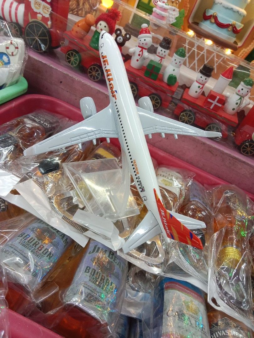 Jeju Air Airplane Model with Stand (Category: Vehicle & Diecast Models) located in Manila. Submitted by iliasjen3082126 (Listing ID 1462363360, Image 1). Description: - Detailed Jeju Air airplane model - Includes clear display stand - Realistic design, great for collectors - Perfect decorative piece for aviation/travel enthusiasts - Ideal size for desks or shelves.