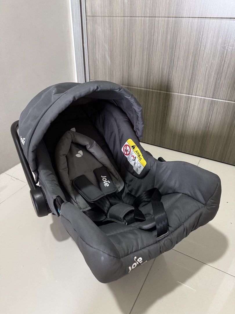 JOIE Muze LX Travel System (Category: Strollers) located in Manila. Submitted by mjdlrsrio (Listing ID 1462362158, Image 3). Description: Selling our baby’s preloved JOIE Muze LX Travel System Both are clean, well-maintained, and in good condition. Barely used because our baby preferred being carried instead of riding in the stroller. Sold as set for only ₱9,000 still negotiable wag lang sobrang baba since para pa tong bago 1 year lang nagamit he