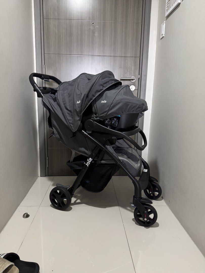 JOIE Muze LX Travel System (Category: Strollers) located in Manila. Submitted by mjdlrsrio (Listing ID 1462362158, Image 1). Description: Selling our baby’s preloved JOIE Muze LX Travel System Both are clean, well-maintained, and in good condition. Barely used because our baby preferred being carried instead of riding in the stroller. Sold as set for only ₱9,000 still negotiable wag lang sobrang baba since para pa tong bago 1 year lang nagamit he