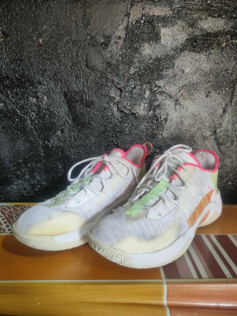 Jordan Russell Westbrook shoes (Category: Sneakers) located in Vinzons. Submitted by khasanche43622 (Listing ID 1462397152, Image 1). Description: Good condition With minimal sign of use Size 10 mens With minimal dragging.
