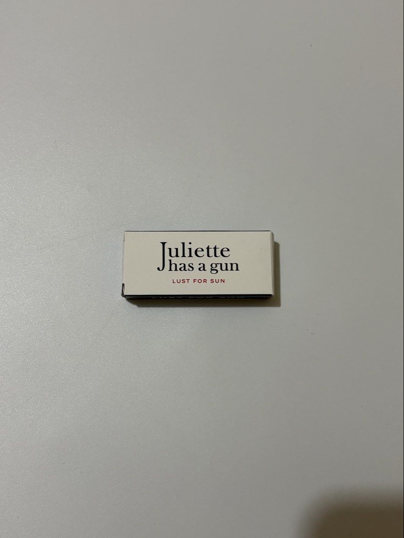 JULIET HAS A GUN DECANT (Category: Fragrance & Deodorants) located in Tuguegarao City. Submitted by oldmoneyfindsph (Listing ID 1462372758, Image 3). Description: JULIET HAS A GUN LUST FOR SUN VIAL 100% authentic, purchasing a vial is better if you want to test the fragrance first kesa mag blindbuy full bottle🥰 PRICE: 180.