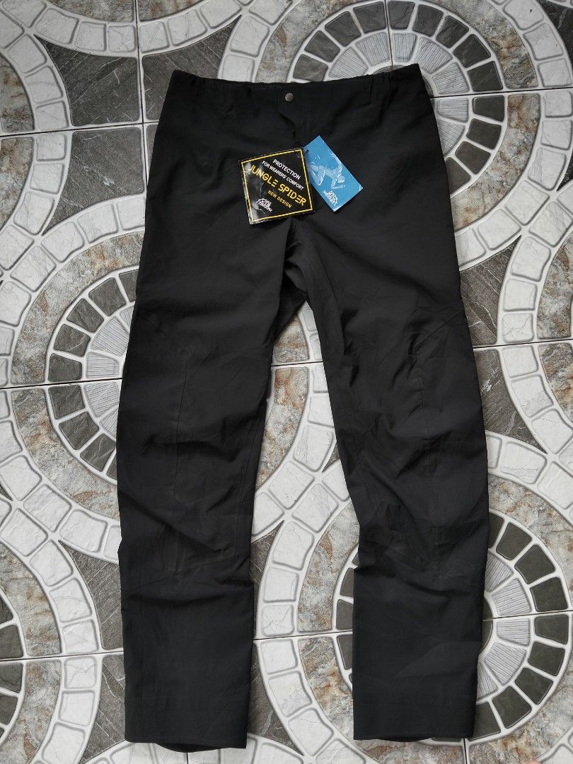 Jungle Spider Pants (with hang tag) (Category: Activewear) located in Nabua. Submitted by tendollardeals (Listing ID 1462288368, Image 1). Description: Jungle Spider Pants(with hang tag) ▪️31-32x39. 5 ▪️ Excellent condition ▪️No issue Dm🔑 📍Bicol south luzon.