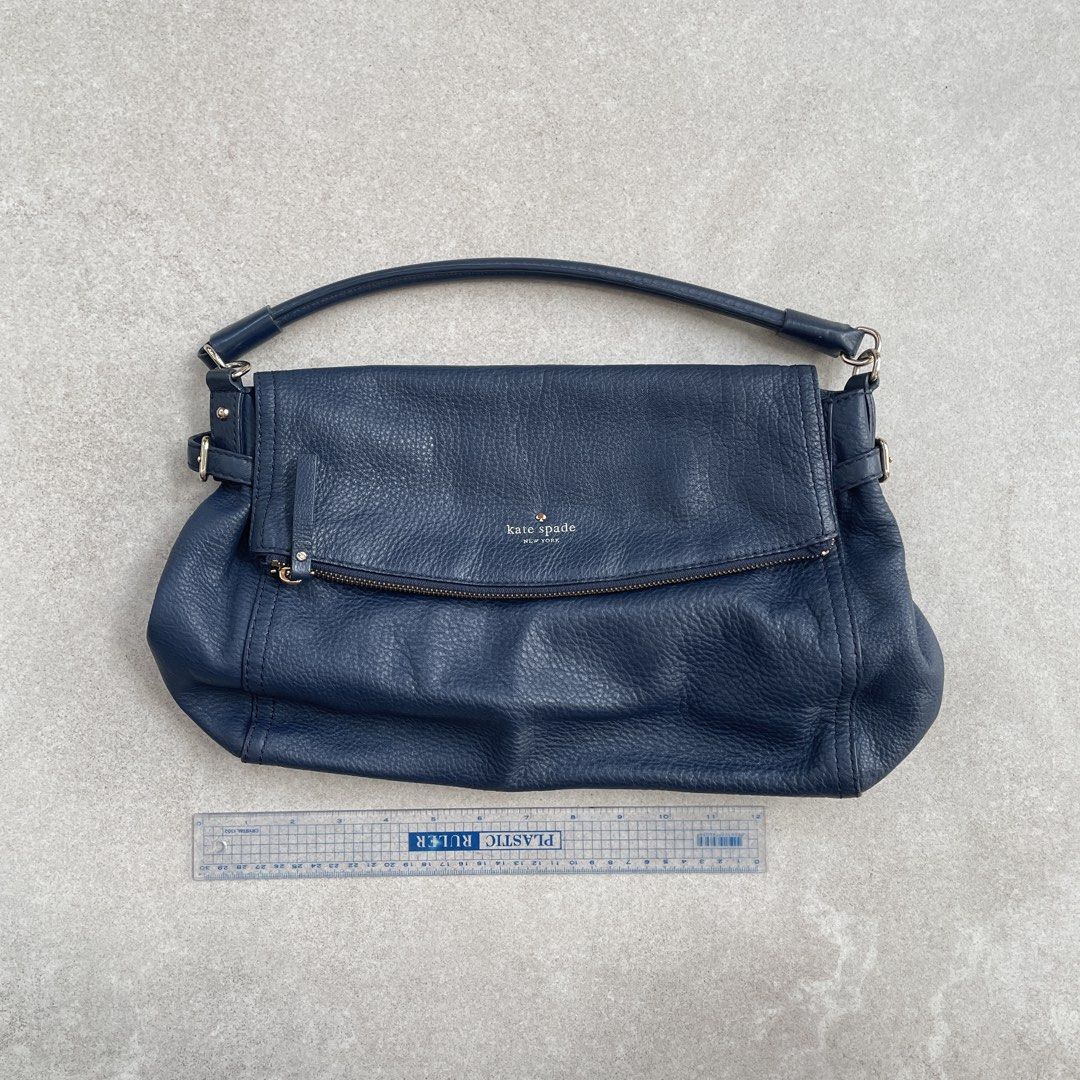 Kate Spade Pebbled Hobo Bag (Category: Luxury Bags & Wallets) located in Muntinlupa City. Submitted by mrsalifestyle (Listing ID 1462427741, Image 3). Description: .