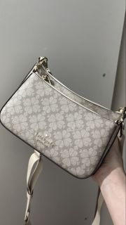 (Kategori: ) berada di . Dikirim oleh thrifted.luxee (ID iklan 1462408711, Gambar 1). Deskripsi: .