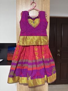 (Category: ) located in . Submitted by saanchi (Listing ID 1462381948, Image 1). Description: .