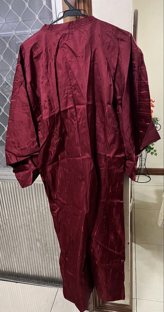 Kimono adult (Category: Sets & Coordinates) located in Bacoor. Submitted by ayit. (Listing ID 1462377242, Image 2). Description: - Adult Kimono - Color: Deep Red - Size: L (EU 52 / UK 42 / US 42) - Condition: Good (layered_condition: 3) - Brand: Other Brands - Perfect for lounging or layering -jpn gling negotiable sf inc .