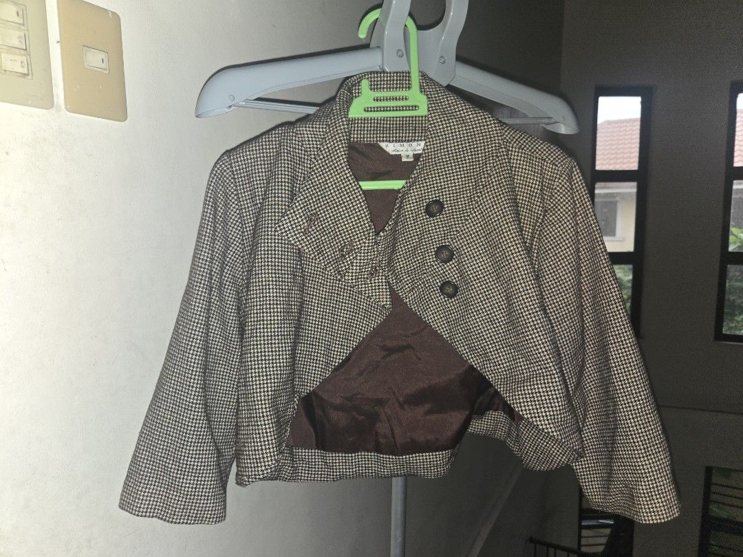 Kimono Atelier de Manille houndstooth bolero jacket (Category: Coats, Jackets and Outerwear) located in Manila. Submitted by thewalkingmuse (Listing ID 1462390882, Image 1). Description: no flaws. im excellent condition. fits xs - small shoulder -15 inches armpit- 17 length - 17 shipping fee to be shouldered by buyer.