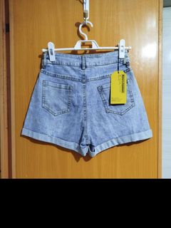 (Category: ) located in . Submitted by niceoutfits (Listing ID 1462347367, Image 1). Description: .