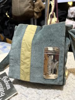 (Category: ) located in . Submitted by babamamanyingonlineshop (Listing ID 1462270251, Image 1). Description: .