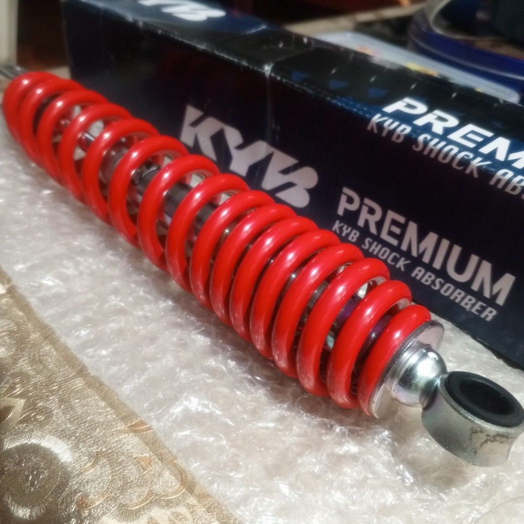 KYB Premium Shock Absorber (Category: Suspension Parts & Accessories) located in Bacoor. Submitted by dodge.08 (Listing ID 1462414521, Image 3). Description: 5days lang na gamit. Recommended for solo rider only(my opinion). RFS : Upgrade [ORIGINAL] KYB Premium Shock Absorber 318mm for Mio - Mx - M3 - Honda Click - Beat [w/ Barcode].