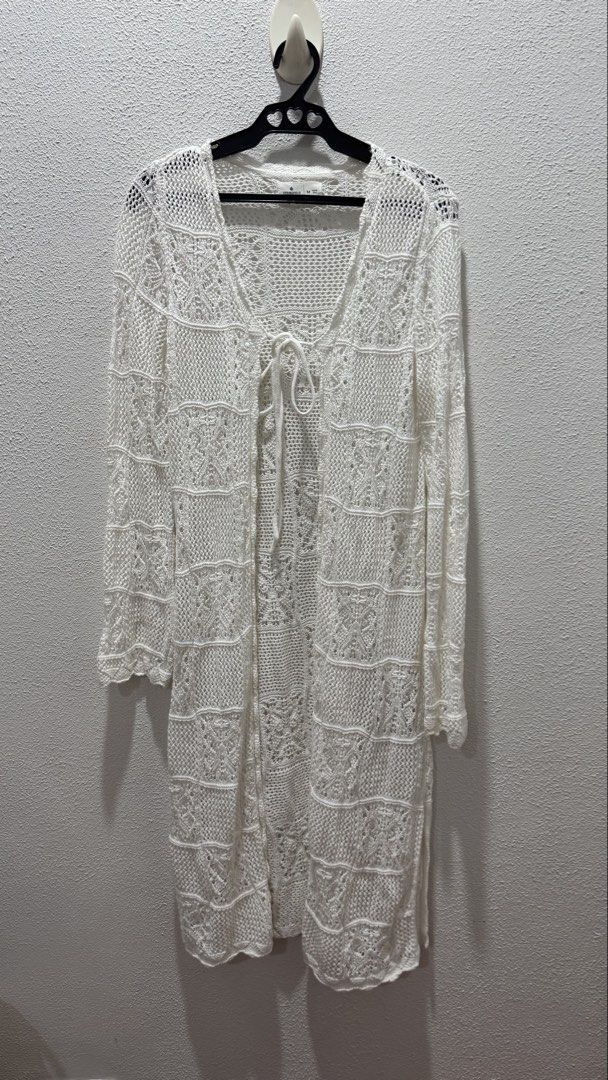 Lace Cover Up (Category: Coats, Jackets and Outerwear) located in Manila. Submitted by maria_mk (Listing ID 1462372185, Image 1). Description: .