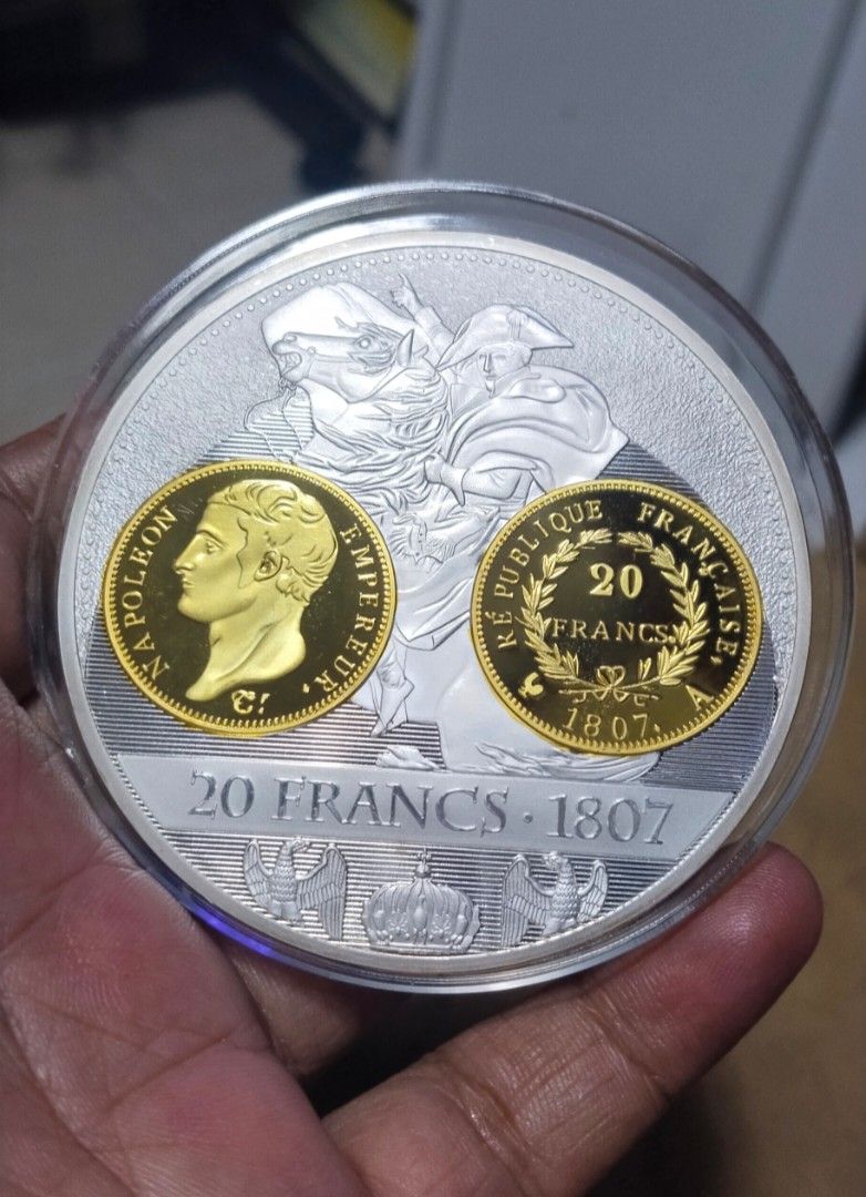 Large Medal (Category: Currency) located in Manila. Submitted by bjie2700446238 (Listing ID 1462433142, Image 1). Description: Maganda yan sa personal.