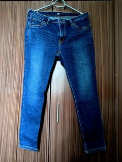 (Category: ) located in . Submitted by cleo2018 (Listing ID 1462382515, Image 1). Description: .
