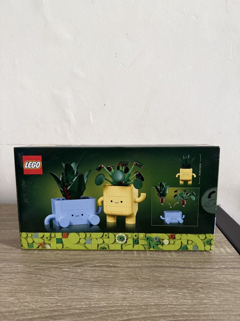 LEGO Flower Happy Plants Set 10349 (Category: Lego & Building Sets) located in Taguig. Submitted by caloycloi (Listing ID 1462294713, Image 2). Description: LEGO Flower Happy Plants Set 10349 Price: 1000 Brand New and Sealed Locationw: Ruhale,Taguig or Uptown Tower 3 Modes of Payment: Bank Transfer, Maya or Gcash Courier: Lalamove, Grab,Move it.