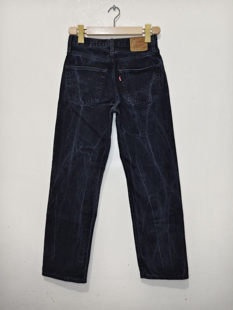 Levi's 501 '90s Premium (Category: Jeans) located in Cabuyao City. Submitted by vsion.archives8 (Listing ID 1462417782, Image 1). Description: Levi's 501 '90s Premium Excellent condition No issue Waist: 28 Length: 38.5 Hem: 8 Location: Cabuyao, Laguna 🏷️1,400.