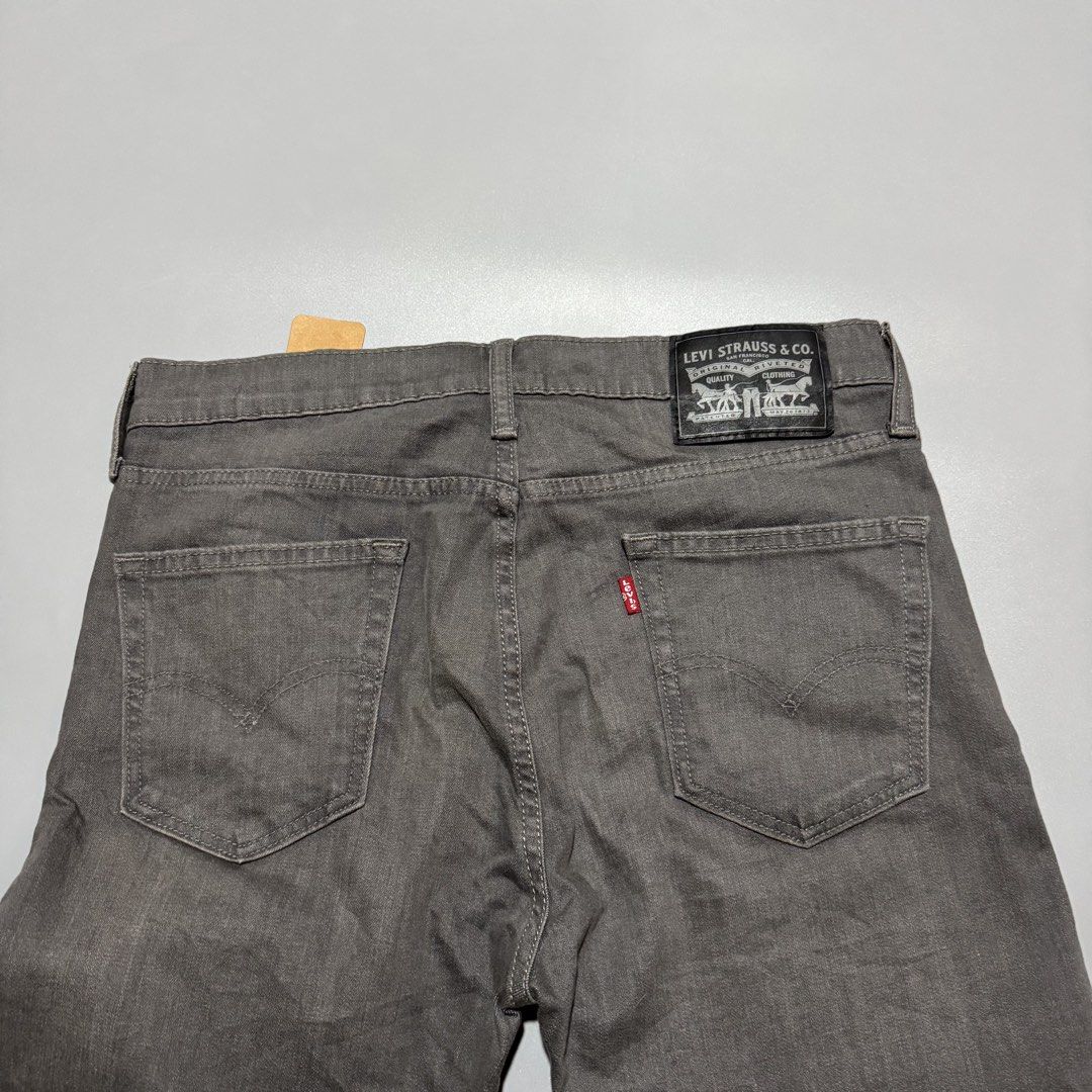 LEVIS BLANK TAB (Category: Jeans) located in Cebu City. Submitted by queencitygrailz (Listing ID 1462314892, Image 2). Description: LEVIS BLANK TAB - Size 30 Length: 41 Hem: 7 📩 .